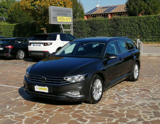 VOLKSWAGEN Passat Variant Diesel 2021 usata, Treviso foto