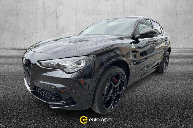 ALFA ROMEO Stelvio Benzina 2024 usata foto