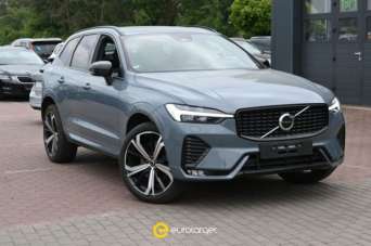 VOLVO XC60 Elettrica/Diesel 2021 usata