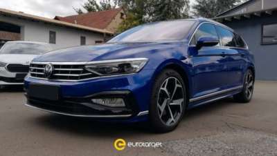 VOLKSWAGEN Passat Variant Diesel 2021 usata