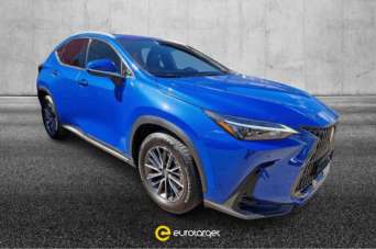 LEXUS NX 300 Elettrica/Benzina 2023 usata