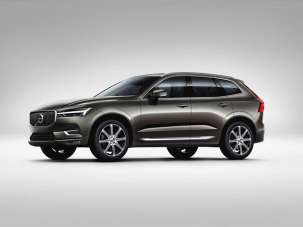 VOLVO XC60 Elettrica/Benzina 2019 usata