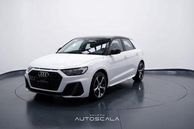 AUDI A1 Benzina 2023 usata, Napoli foto