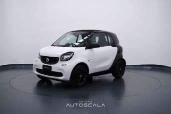 SMART ForTwo Benzina 2017 usata, Napoli