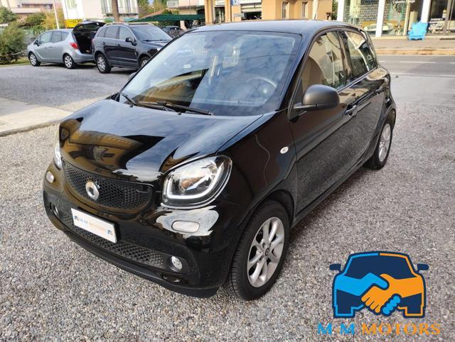 SMART ForFour Benzina 2017 usata foto