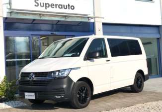 VOLKSWAGEN Caravelle Diesel 2023 usata, Belluno