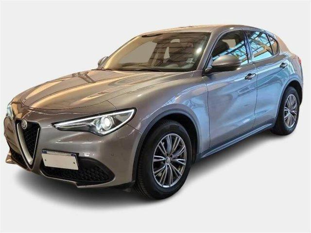 ALFA ROMEO Stelvio Diesel 2019 usata, Bari foto