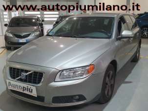 VOLVO V70 Diesel 2009 usata, Milano