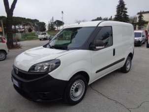 FIAT Doblo Benzina/Metano 2018 usata, Macerata