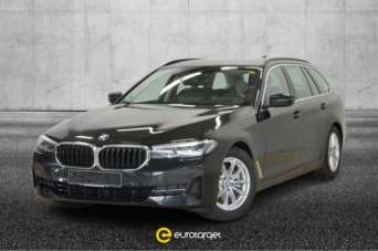 BMW 520 Elettrica/Diesel 2023 usata