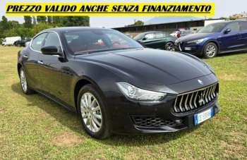 MASERATI Ghibli Elettrica/Benzina 2021 usata, Napoli