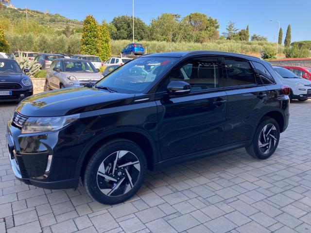 SUZUKI Vitara Elettrica/Benzina 2024 usata foto