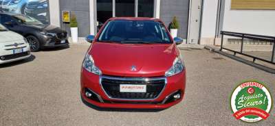 PEUGEOT 208 Diesel 2017 usata, Benevento