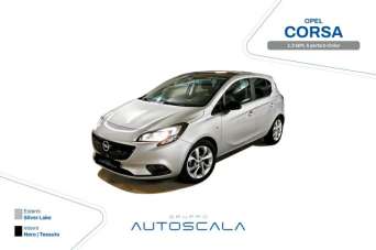 OPEL Corsa Benzina 2017 usata, Napoli