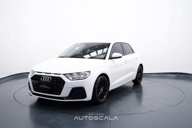 AUDI A1 Benzina 2020 usata, Napoli foto