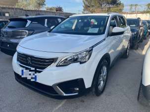 PEUGEOT 5008 Diesel 2019 usata, Napoli