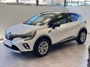 RENAULT Captur Elettrica/Benzina 2021 usata