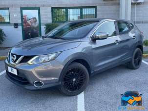 NISSAN Qashqai Benzina 2014 usata