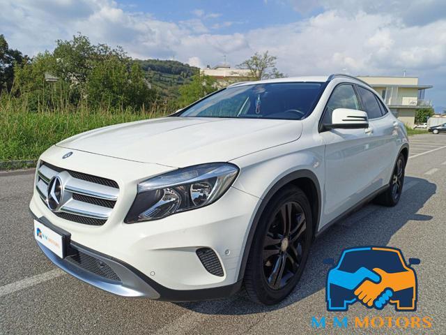 MERCEDES-BENZ GLA 200 Diesel 2014 usata foto