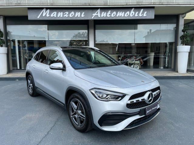 MERCEDES-BENZ GLA 250 Benzina 2021 usata, Bergamo foto