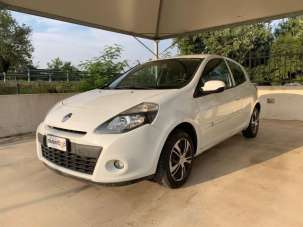 RENAULT Clio Benzina 2011 usata