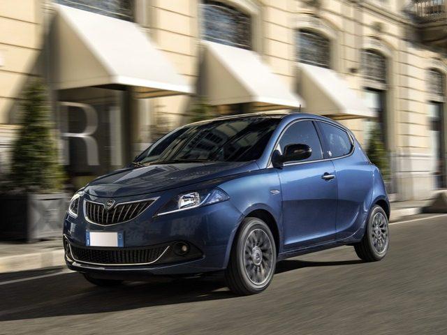 LANCIA Ypsilon Elettrica/Benzina 2024 usata foto