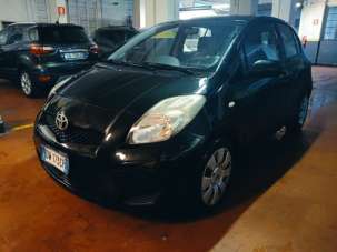 TOYOTA Yaris Benzina 2009 usata