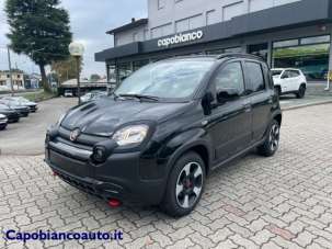 FIAT Panda Cross Elettrica/Benzina 2024 usata