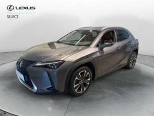 LEXUS UX 250h Elettrica/Benzina 2019 usata, Cuneo