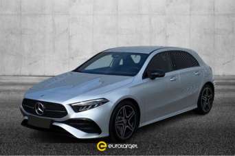 MERCEDES-BENZ A 180 Elettrica/Benzina 2023 usata