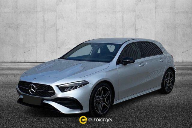 MERCEDES-BENZ A 180 Elettrica/Benzina 2023 usata foto