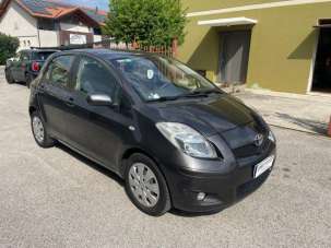 TOYOTA Yaris Benzina 2009 usata