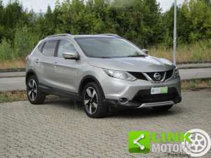 NISSAN Qashqai Benzina 2015 usata