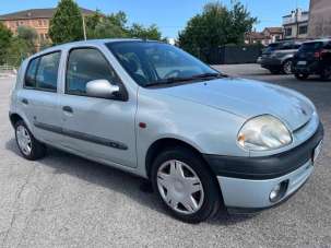 RENAULT Clio Benzina 2000 usata