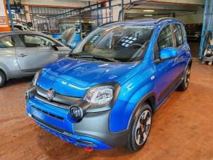 FIAT Panda Cross Elettrica/Benzina 2024 usata