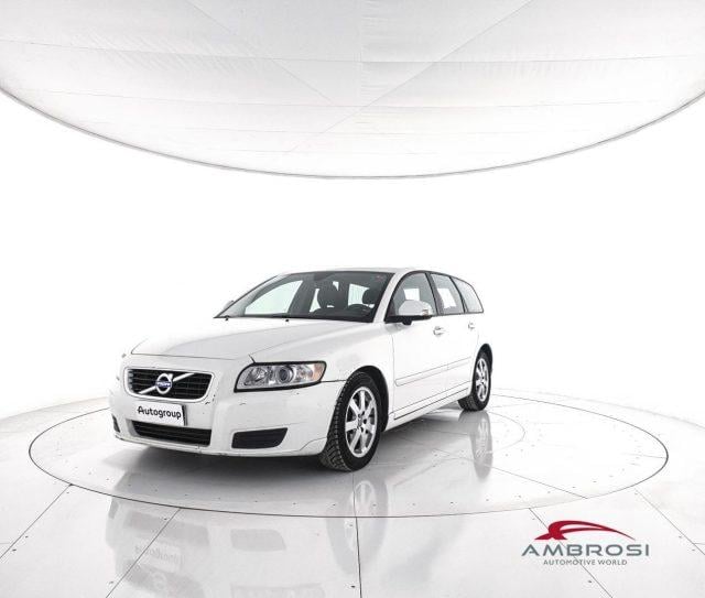 VOLVO V50 Diesel 2011 usata, Perugia foto