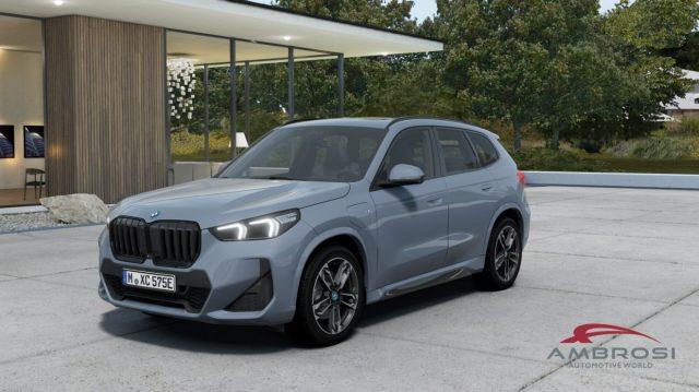 BMW X1 Elettrica/Benzina 2024 usata, Perugia foto