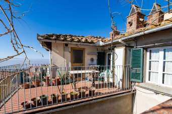 Vendita Multivani, Cortona