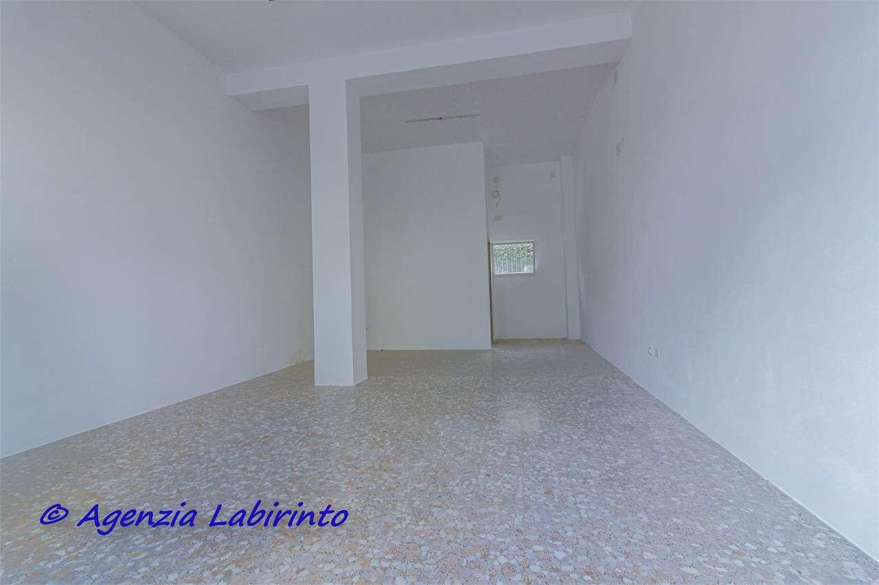 Vendita vendita, Forli foto