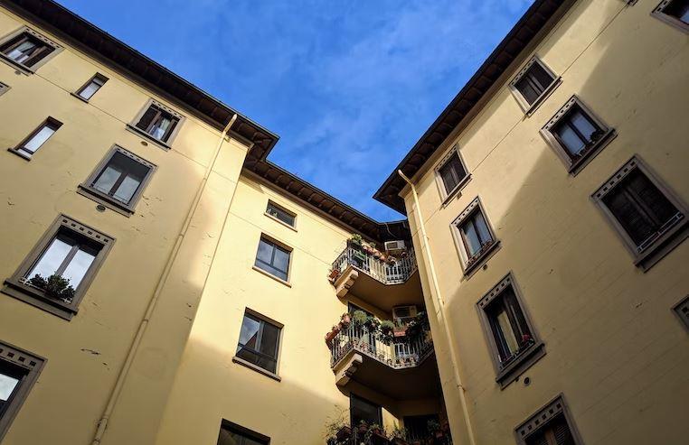 Vendita STABILE, Milano foto