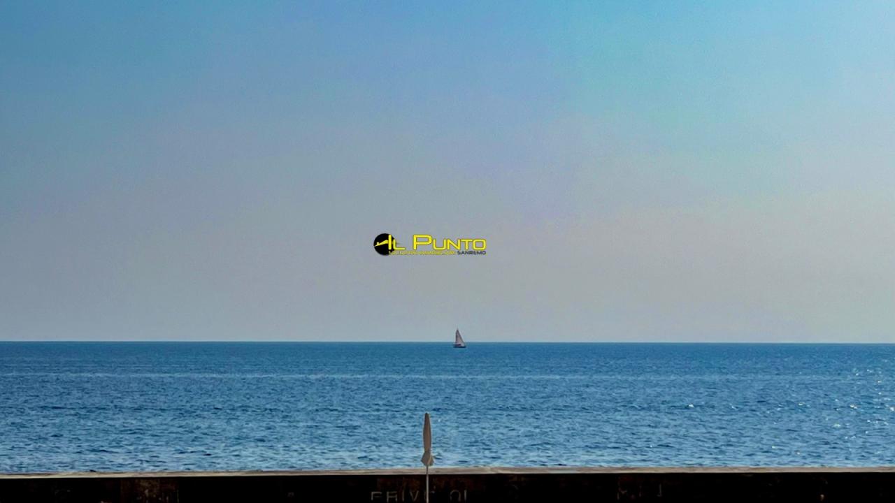 Vendita Monovano, Sanremo foto