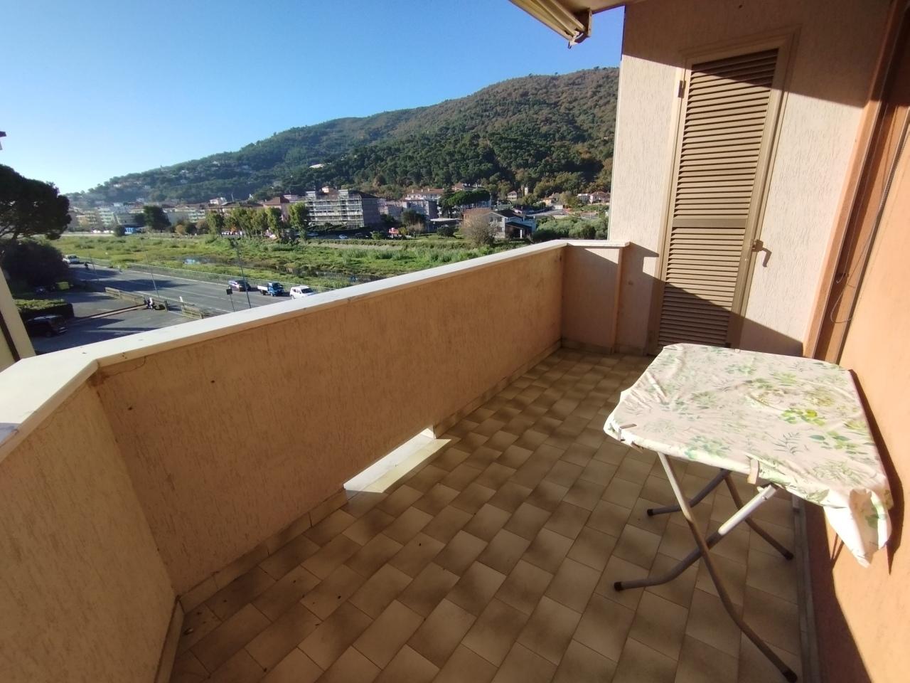 Vendita Quadrivani, Andora foto