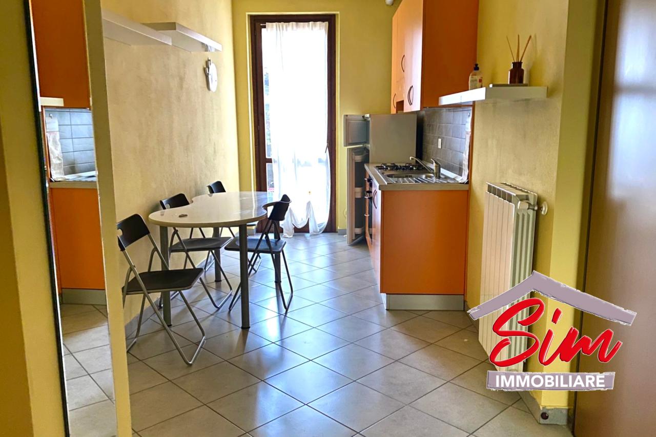 Affitto Monovano, Cameri foto