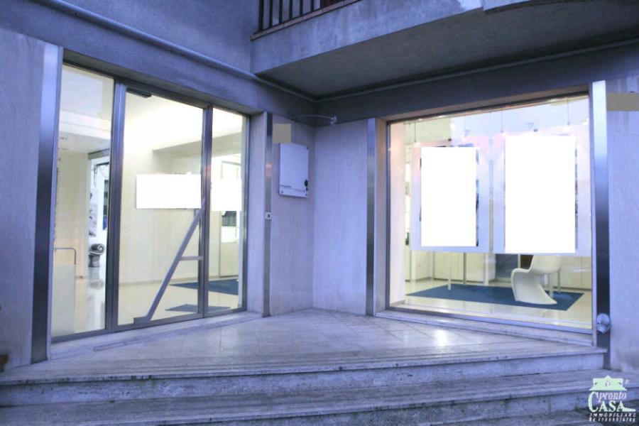Affitto Immobile Commerciale, Ragusa foto