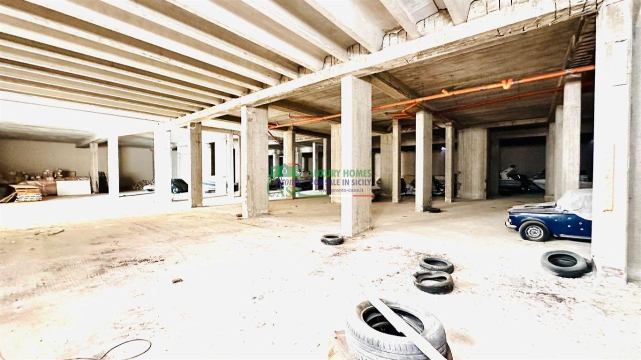 Vendita Magazzino, Ragusa foto