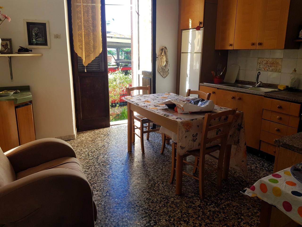Vendita Esavani, Sarzana foto