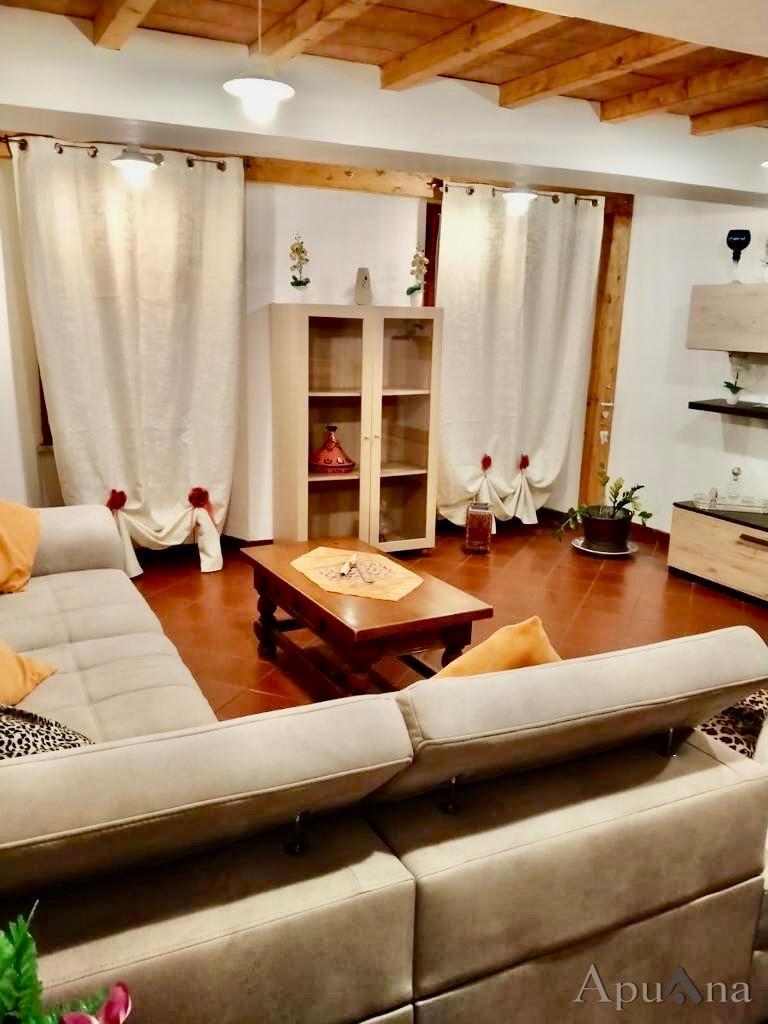 Vendita Casa indipendente, Massa foto