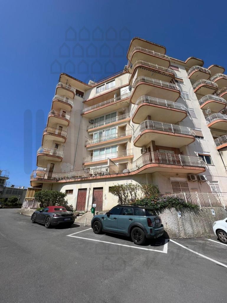 Vendita Quadrivani, Messina foto