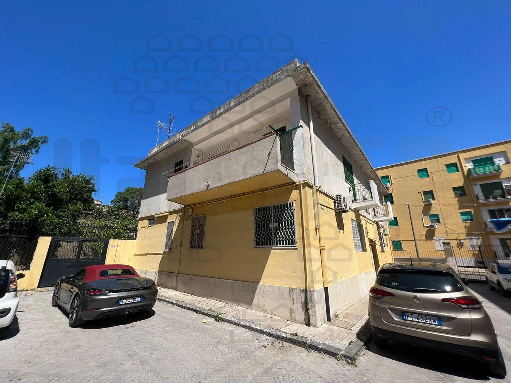 Vendita Bivani, Messina foto