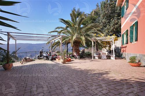 Vendita Pentavani, Laigueglia foto
